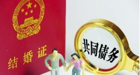 这些债务属于夫妻共同债务，离婚时要共同承担