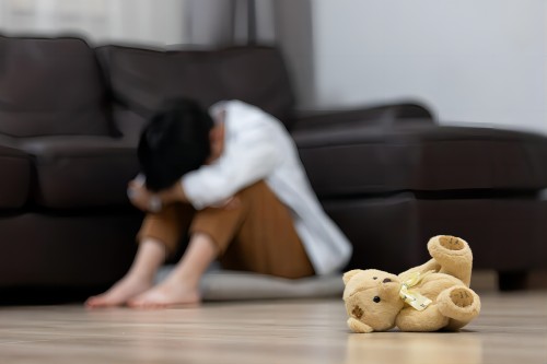 男方家暴离婚，是否可以阻止其对孩子的探望权