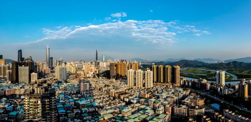 离婚诉讼，法院对小产权房会怎么处理