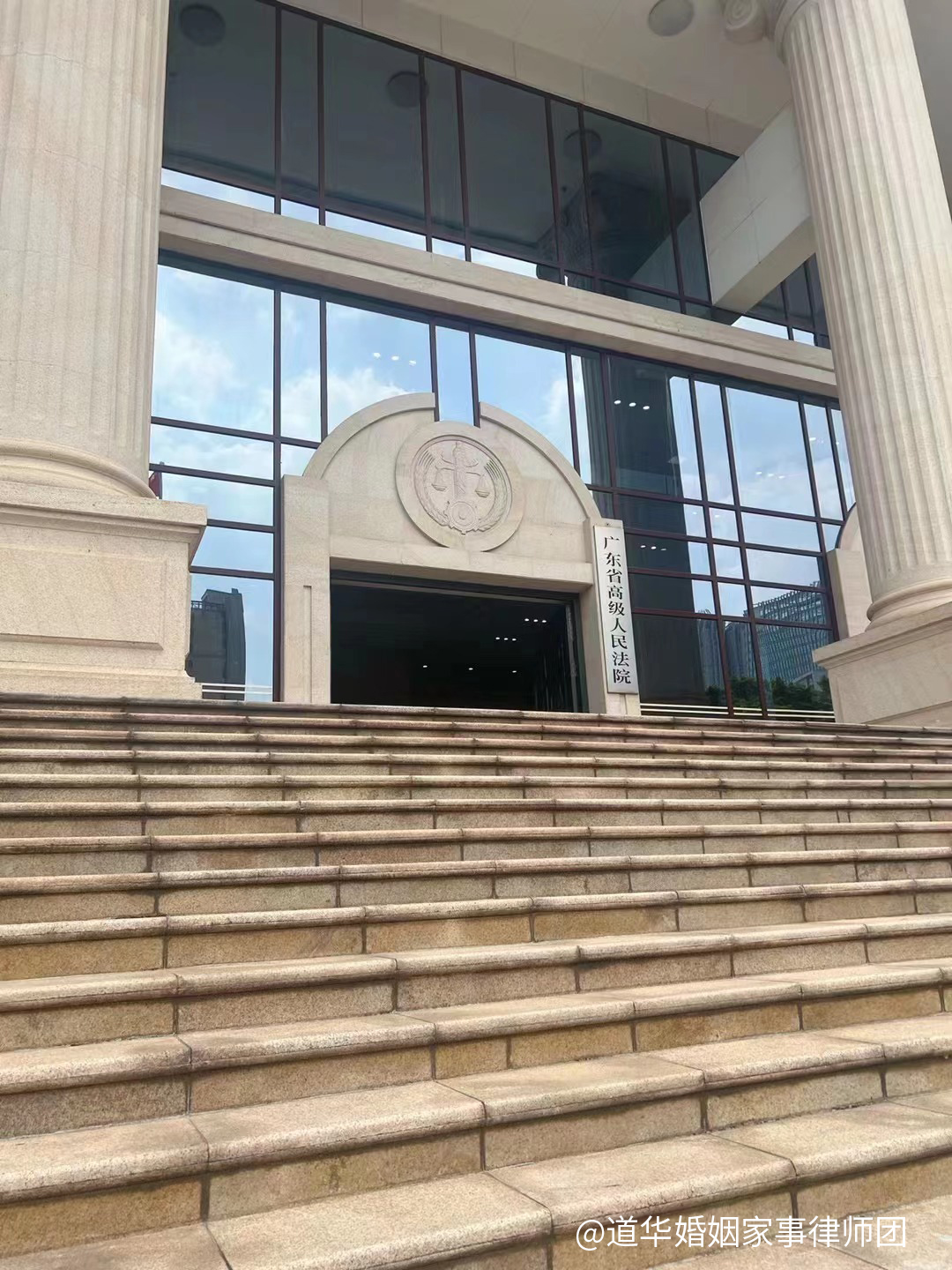 广州遗嘱效力争议频发!深圳专业遗产继承律师唐云虹辨析遗嘱法定形式,认定无效遗嘱,